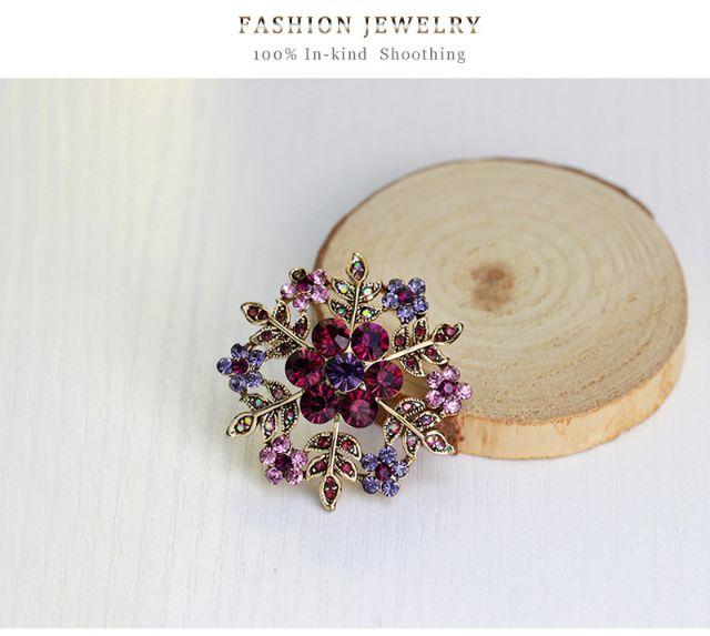 Cài áo hình hoa tuyết