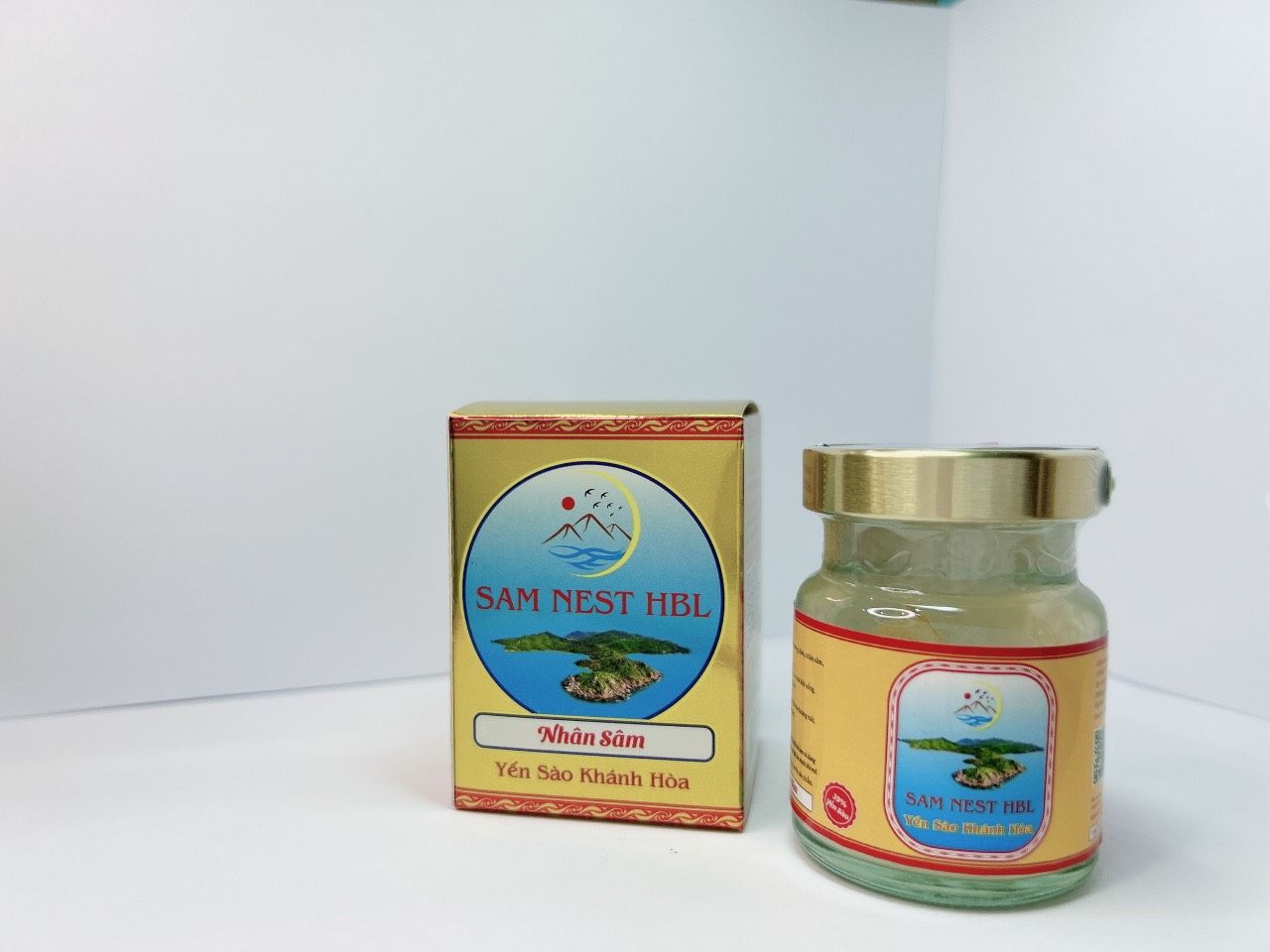 Yến Sào Khánh Hòa Nhân Sâm Sam Nest HBL Chưng Sẵn Lọ 70ml Không Dùng Chất Bảo Quản