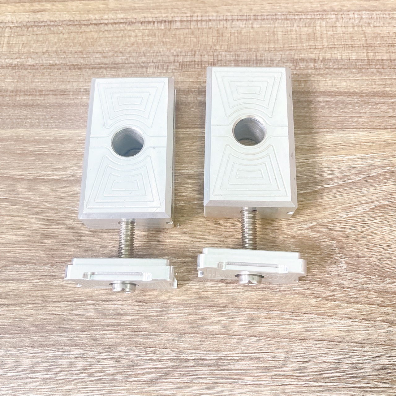 Cặp tăng sên âm cho Exciter 150 lắp như zin