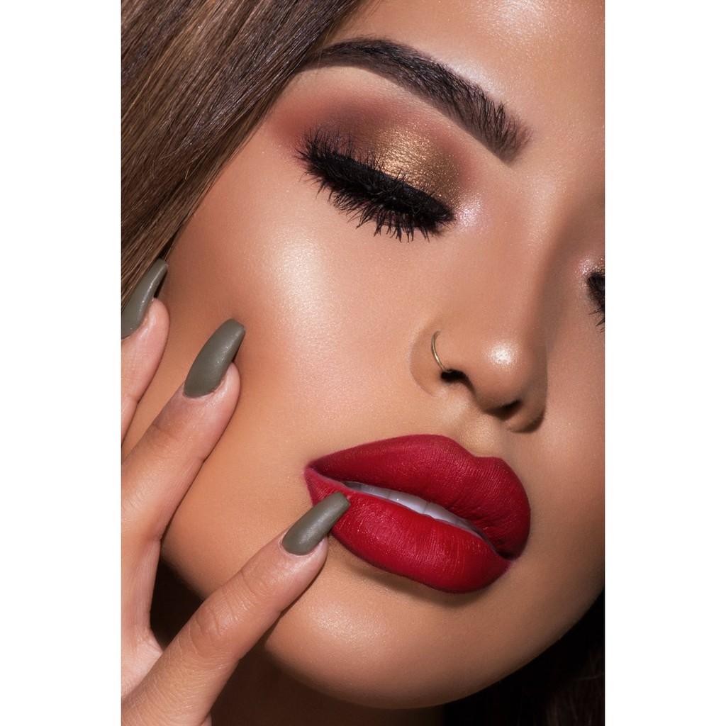 HÌNH CỨNG DÁN TIỆM NAILS, SALON TÓC & THẨM MỸ_DECAL VIP