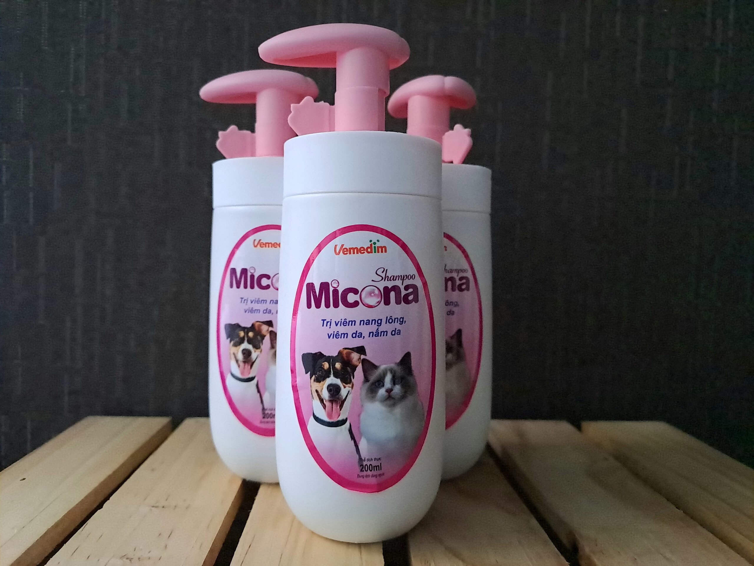 Sữa tắm phòng trị nấm, viêm da cho chó mèo Micona shampoo