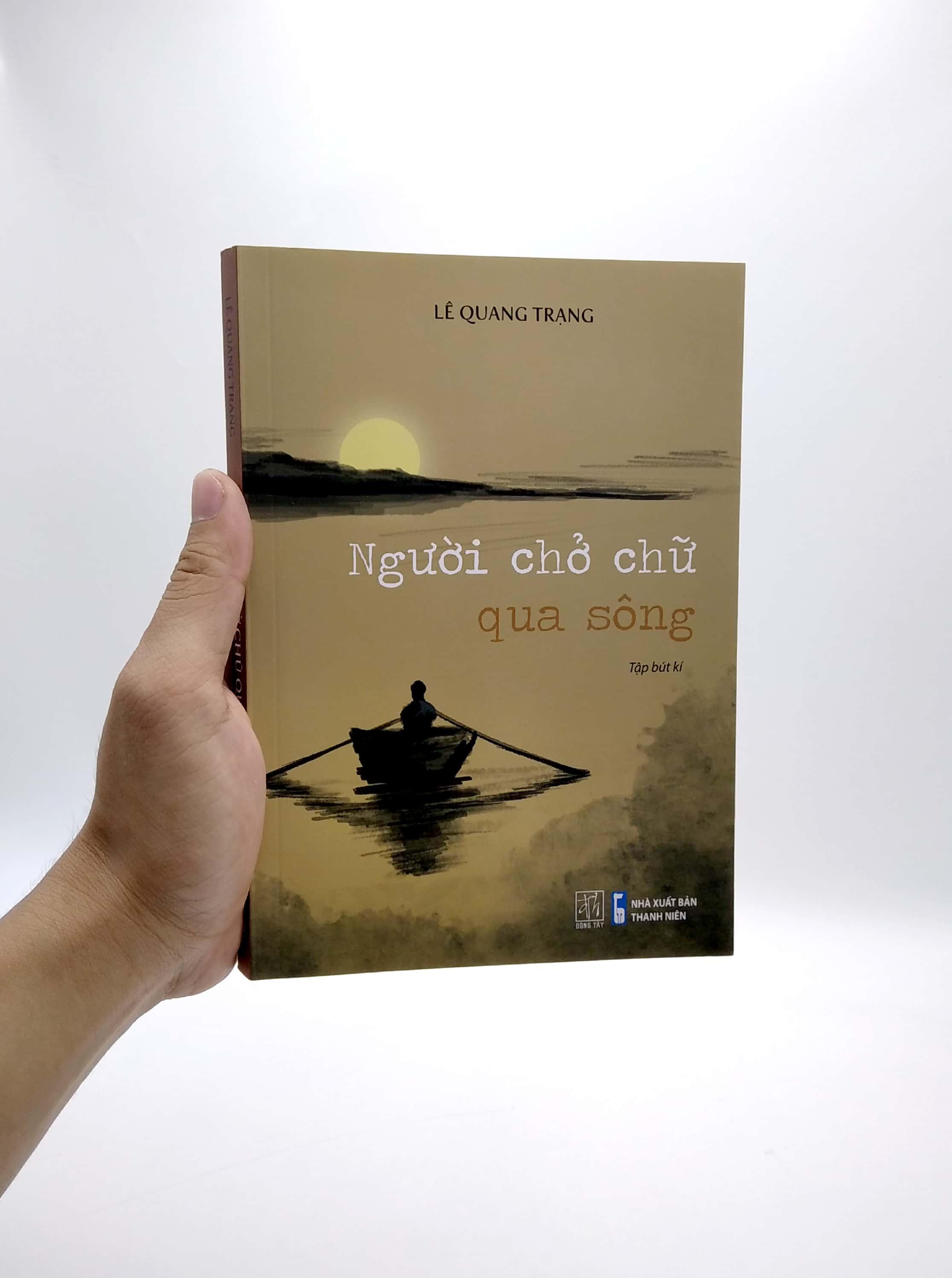 Người Chở Chữ Qua Sông