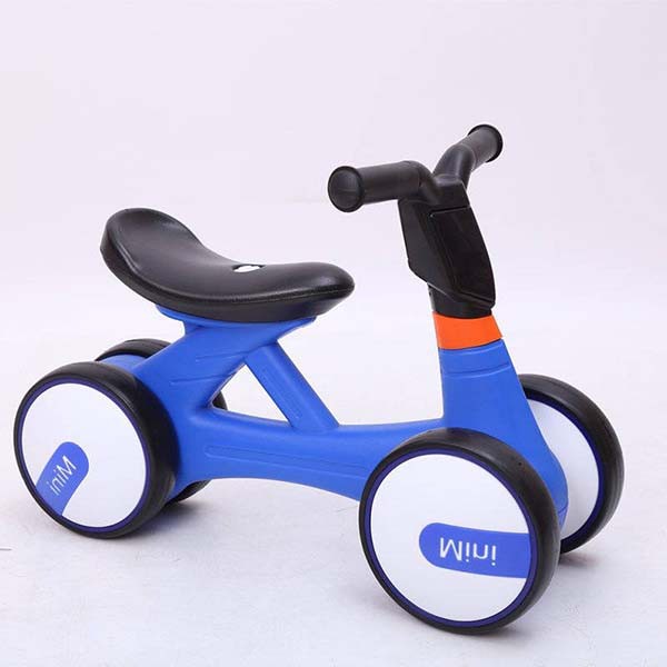 Xe chòi chân có đèn và nhạc cho bé XE60