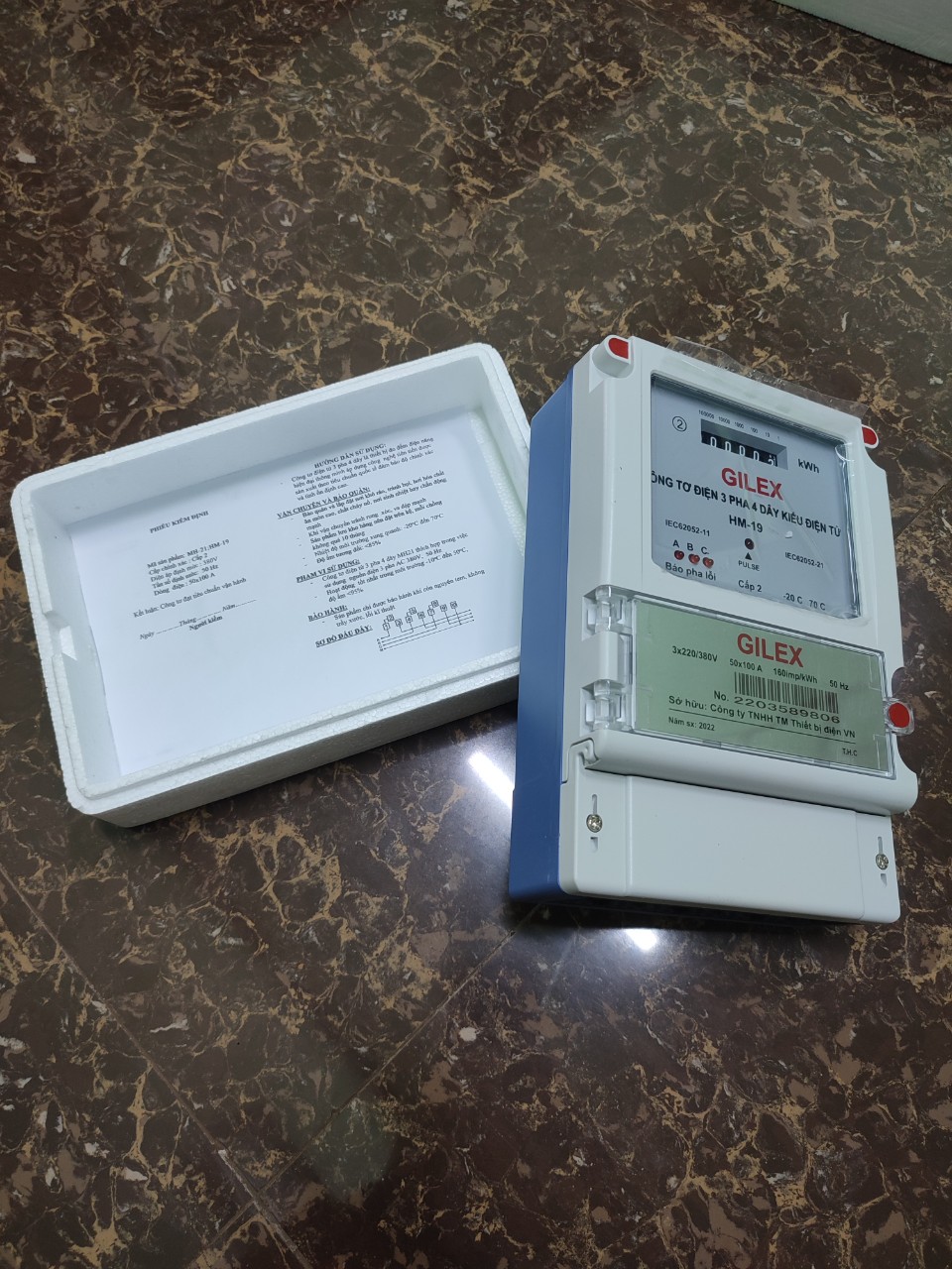 CÔNG TƠ 3 PHA 4 DÂY ĐIỆN TỬ