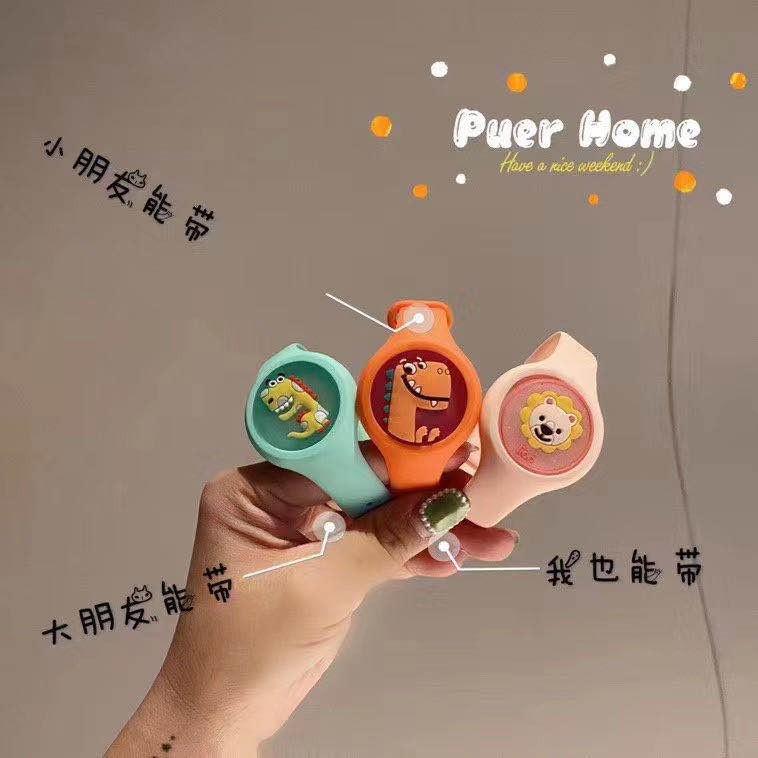 VÒNG TAY ĐUỖI MUỖI CÓ ĐÈN CHO BÉ
