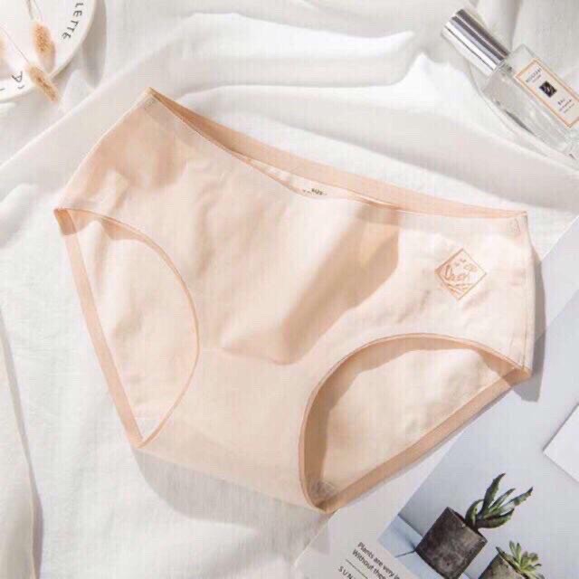 Quần lót nữ chất liệu cotton mềm mịn thông thoáng, mát mẻ