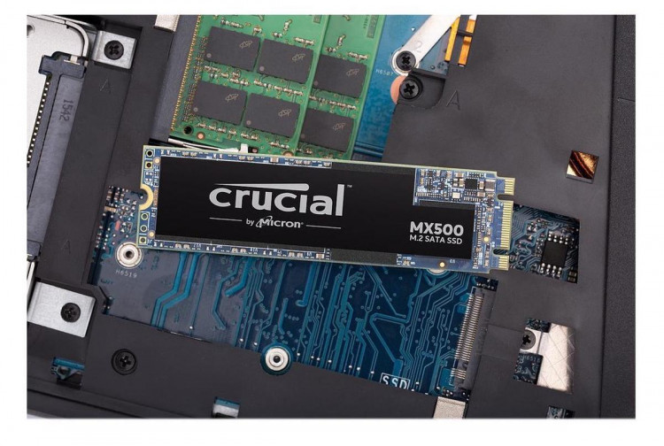 Установка ssd crucial mx500