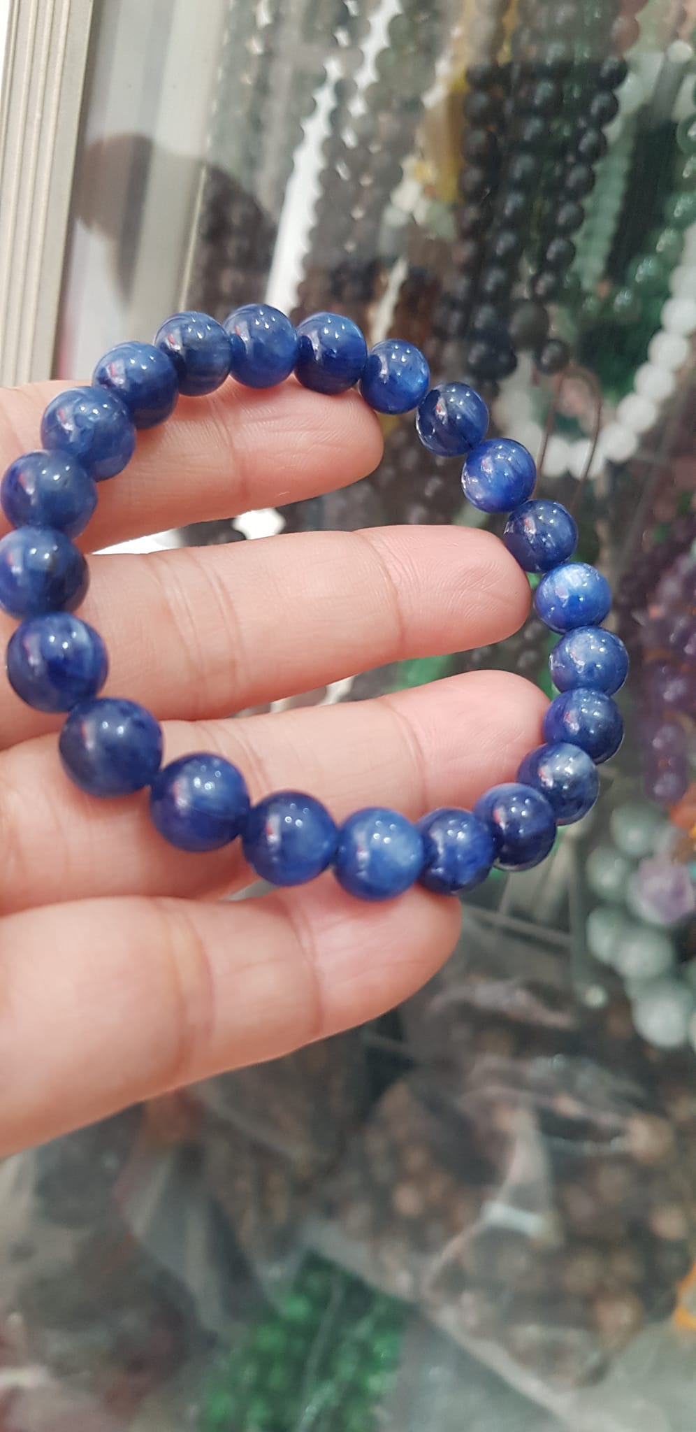 Vòng tay nữ đá kyanite tự nhiên cao cấp hay đá Sapphire nước xanh dương Đậm bóng đẹp 8,5mm nữ mệnh Thủy mệnh Mộc đeo ạ