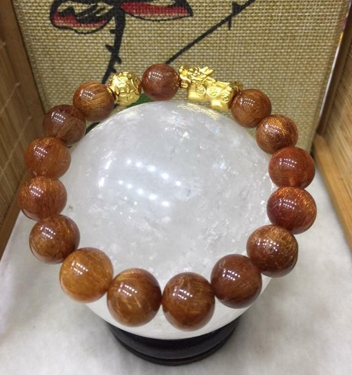 Vòng Tay Phong Thủy Đá Thạch Anh Tóc Nâu 12 ly Loại AAA VIP Mix Charm Bạc Mạ Vàng 24K