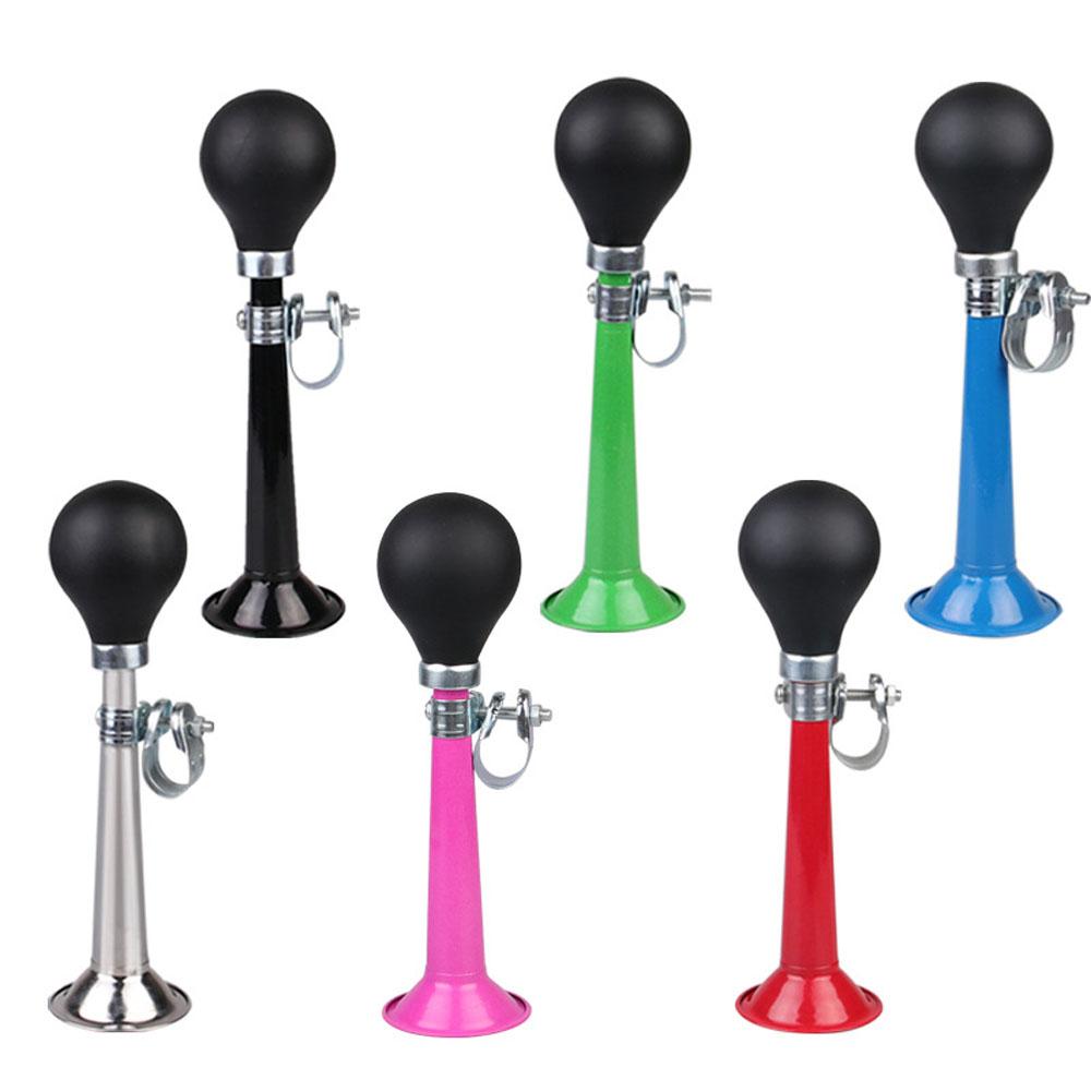 Còi hơi cho xe đạp Được làm bằng kim loại và vật liệu silicone