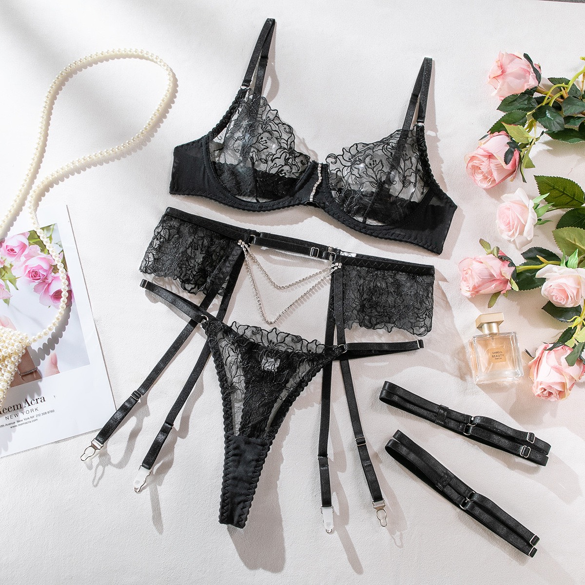 Bộ Đồ Lót Nữ Hoa Cá Tính - B.Lingerie