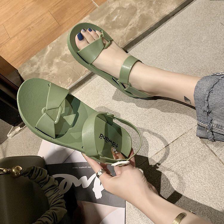 SẴN HÀNG Sandal nhựa dẻo mẫu mới 2021