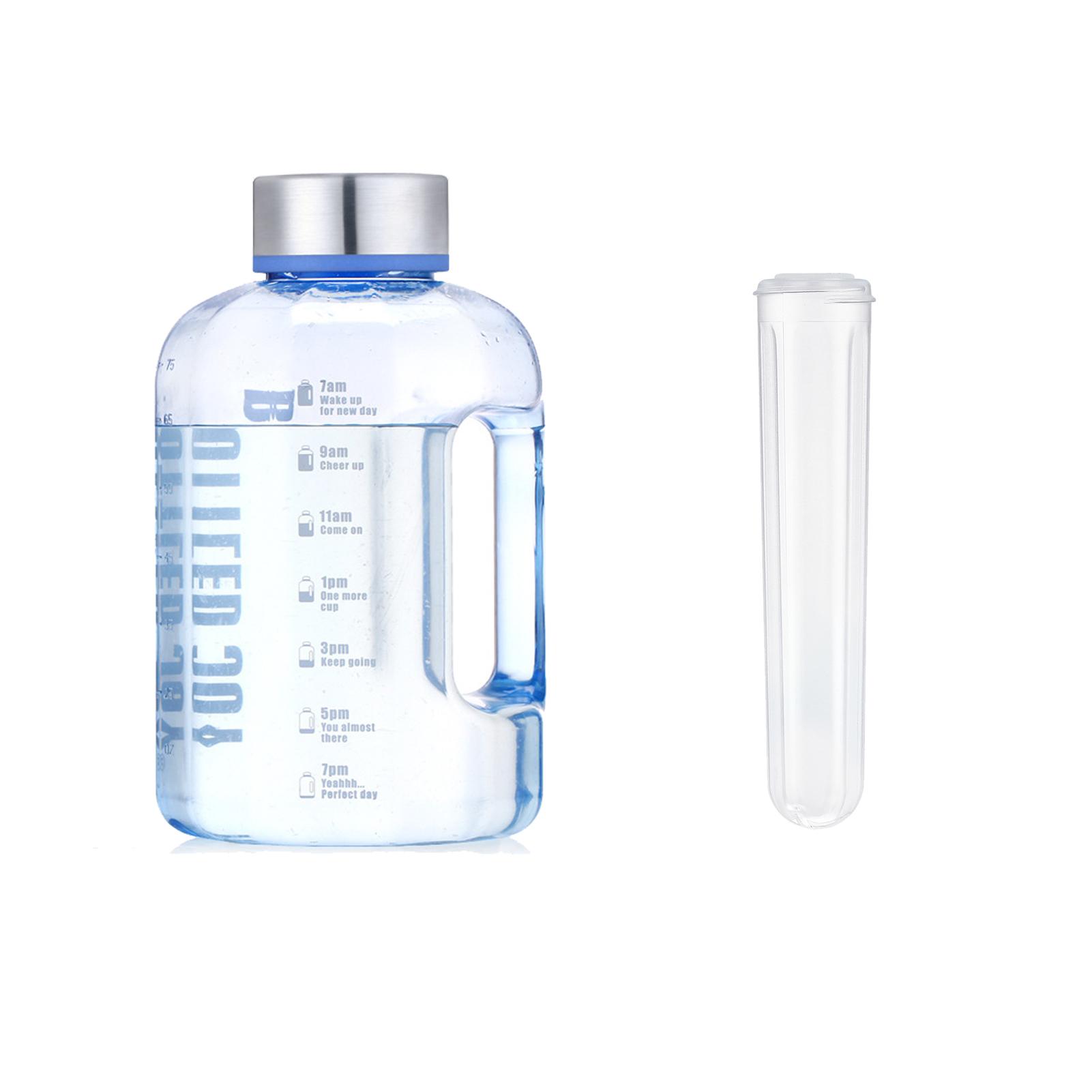 Bình nước thể thao 2,2L có mốc đánh dấu thời gian cần uống