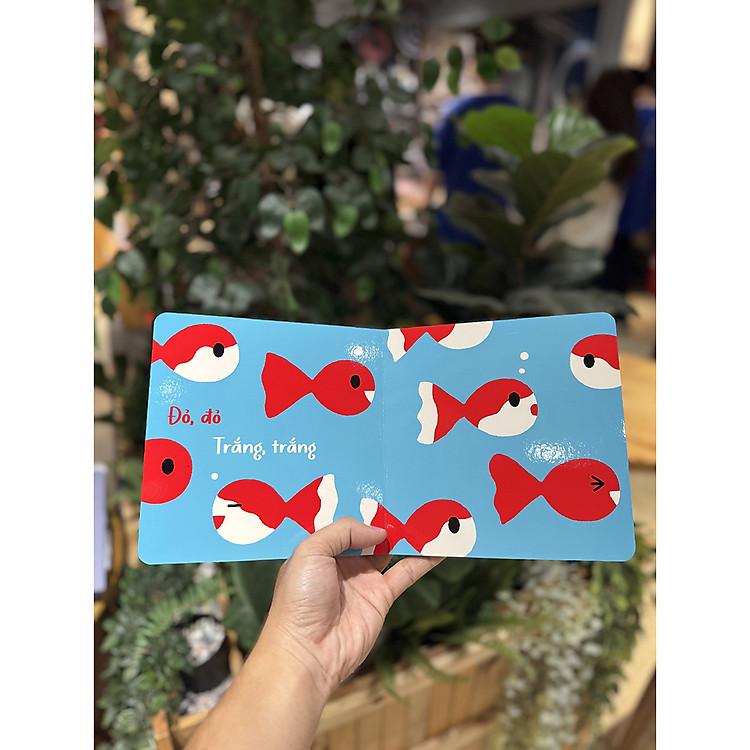 Sách Đỏ, đỏ, đen, đen - Mình cùng vui chơi nhé!