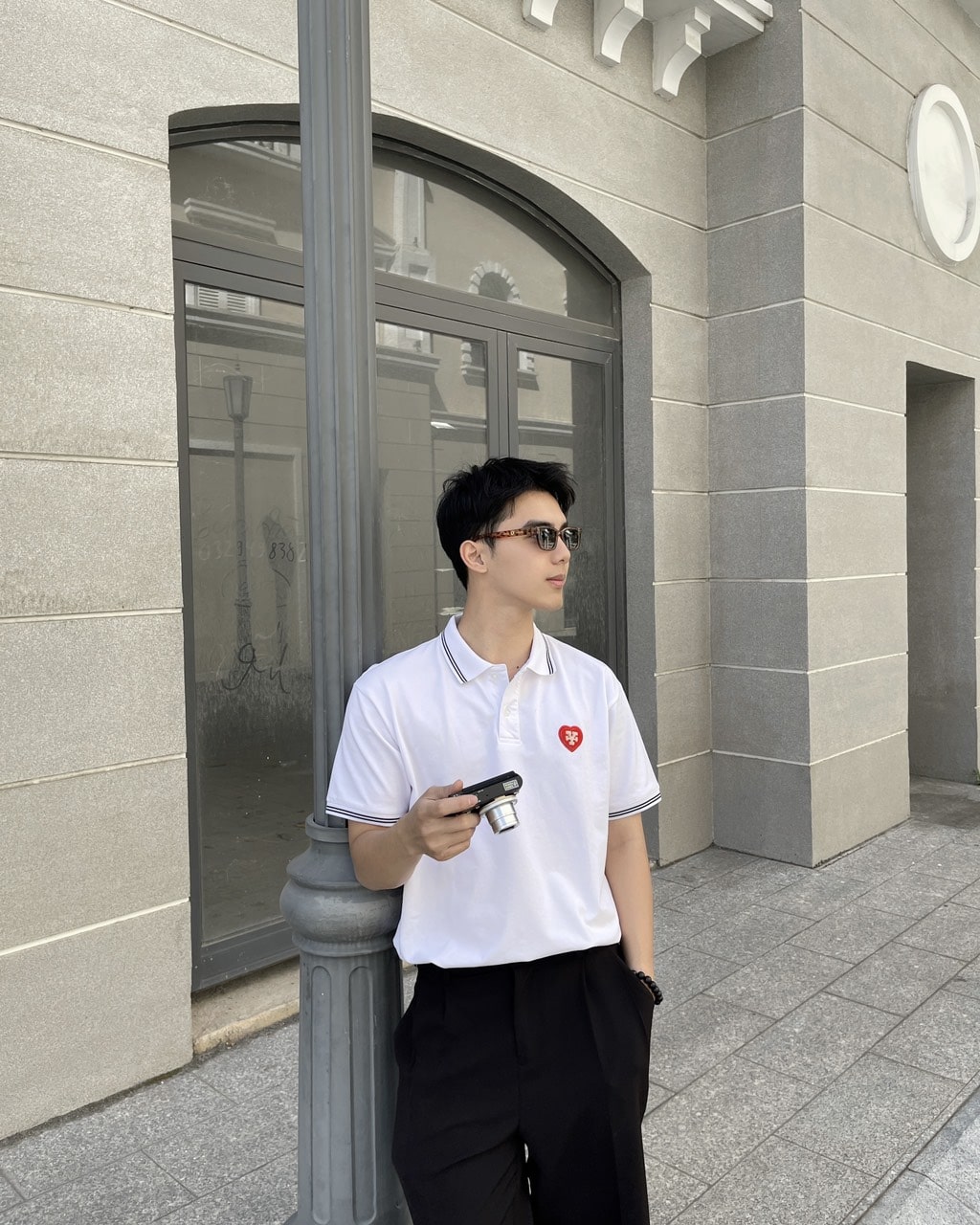 Áo Thun DirtyCoins Heart Patch Regular Polo - White