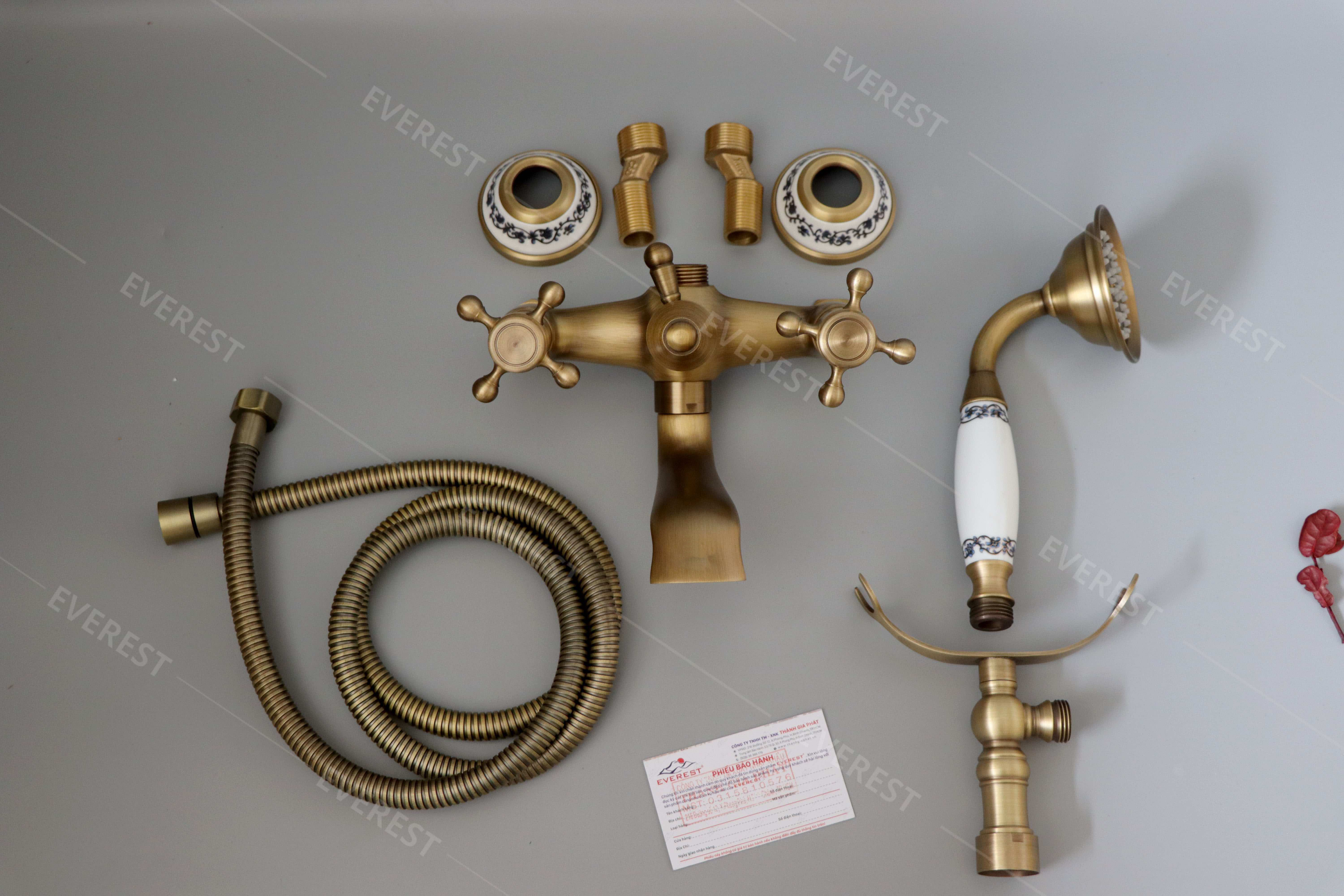 Sen tắm bằng đồng EVEREST EV-1126