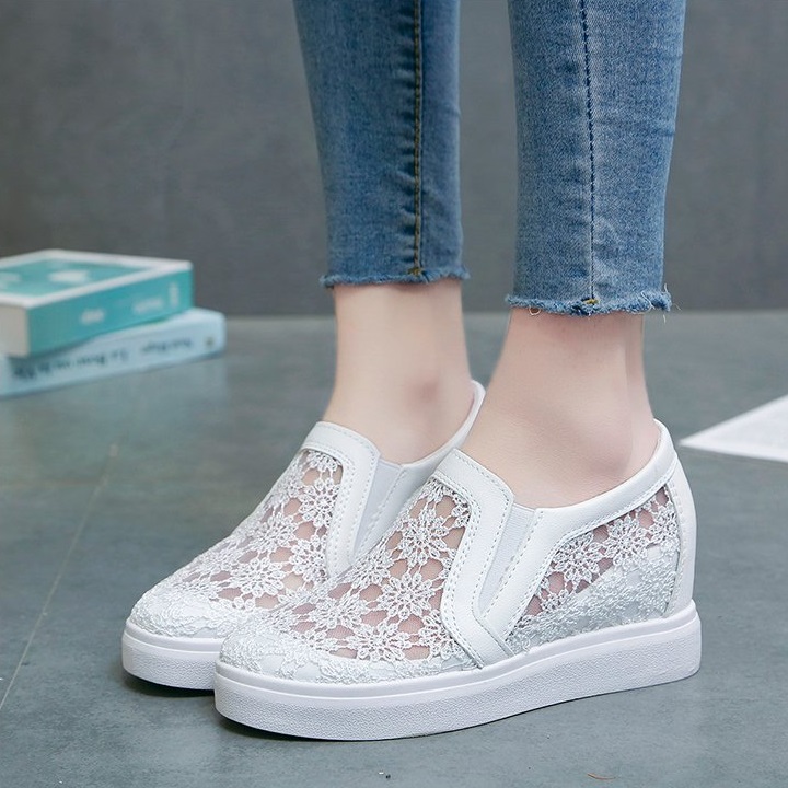 [CHẤT LƯỢNG] Giày độn đế nữ, giày slip on nữ đế độn lưới V10 phối ren hoa êm chân, hàng Quảng Châu loại 01 S080