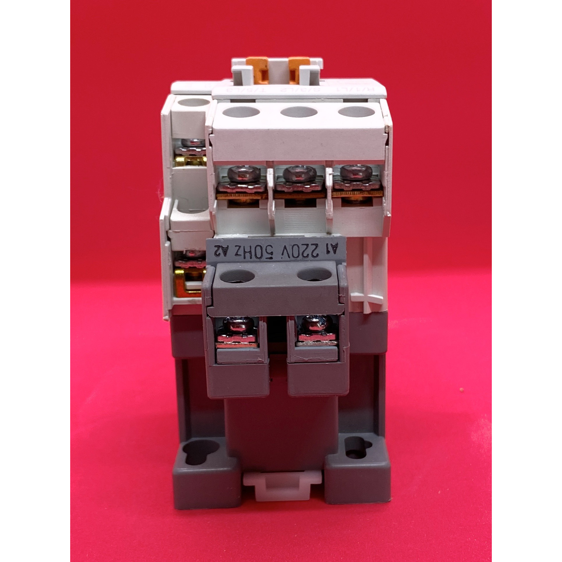 Khởi Động Từ 3 Pha GMC - 12A - LS