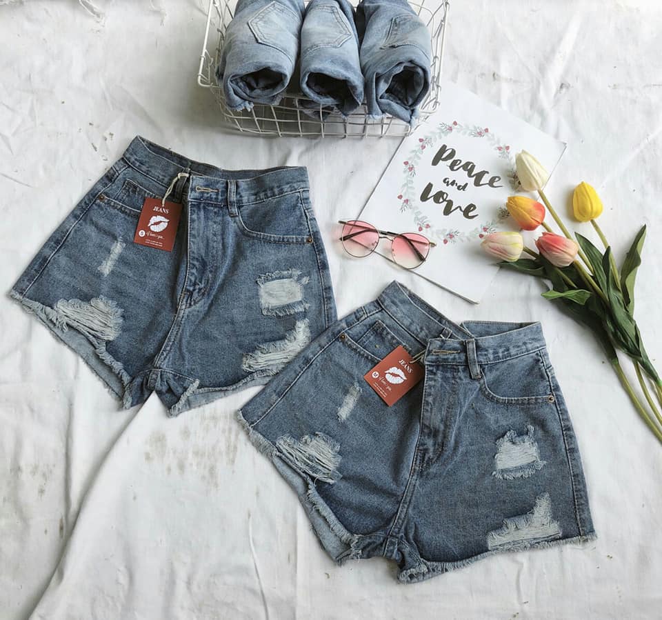 QUẦN SHORT NỮ RÁCH - GV10282
