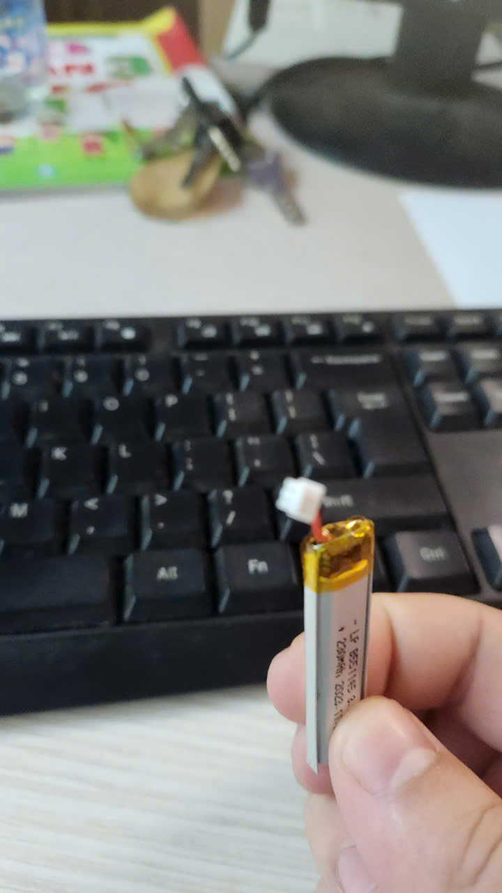 Pin Li-Po 3.7V 230mAh B551145 dùng cho mic không dây T18 plus, T25 2.4G, T28 plus 2.4G Hàng Chính hãng