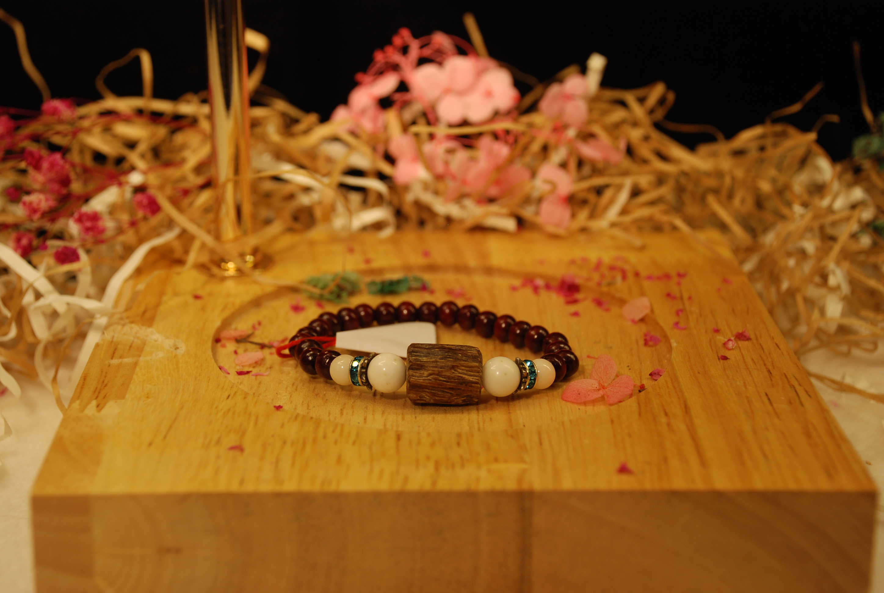 Vòng tay phong thủy Mix-up