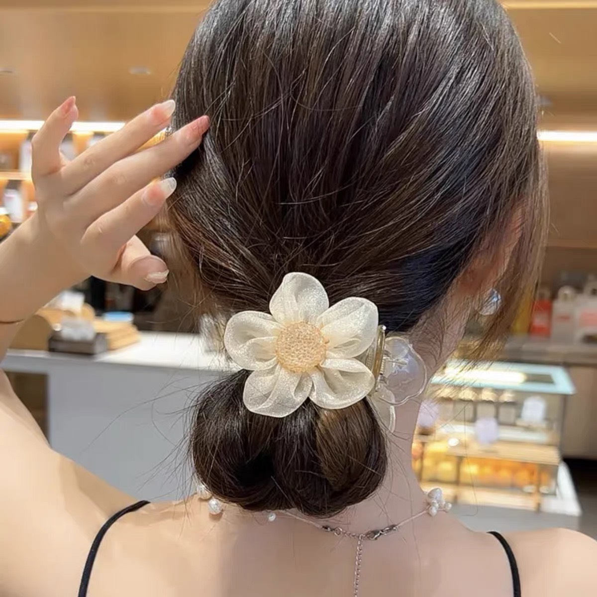 Kẹp Tóc 3 Răng Đính Hoa Phong Cách Hàn Quốc