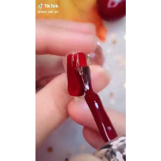 Sơn gel Mxbon màu đỏ đô Thiên Di Nail