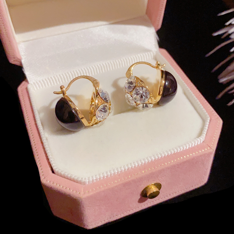 BÔNG TAI HẾN ĐÍNH ĐÁ ZIRCON MẠ VÀNG 14K