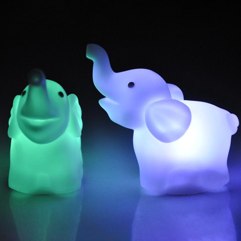 Đèn Ngủ Hình Con Voi Thay Đổi 7 Màu