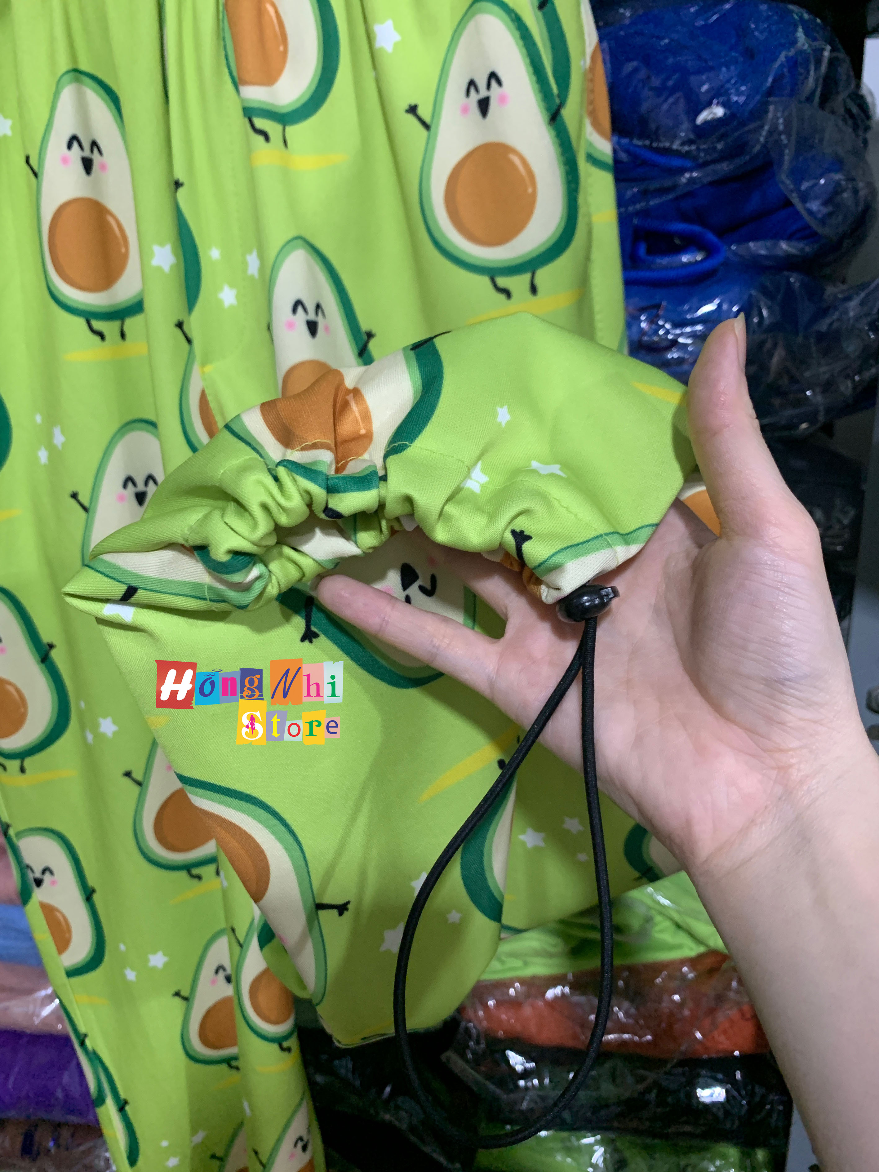 Quần Hoạt Hình Dài Dây Rút Lai Trái Bơ Cartoon Pant Oversize Ulzzang Unisex - MM