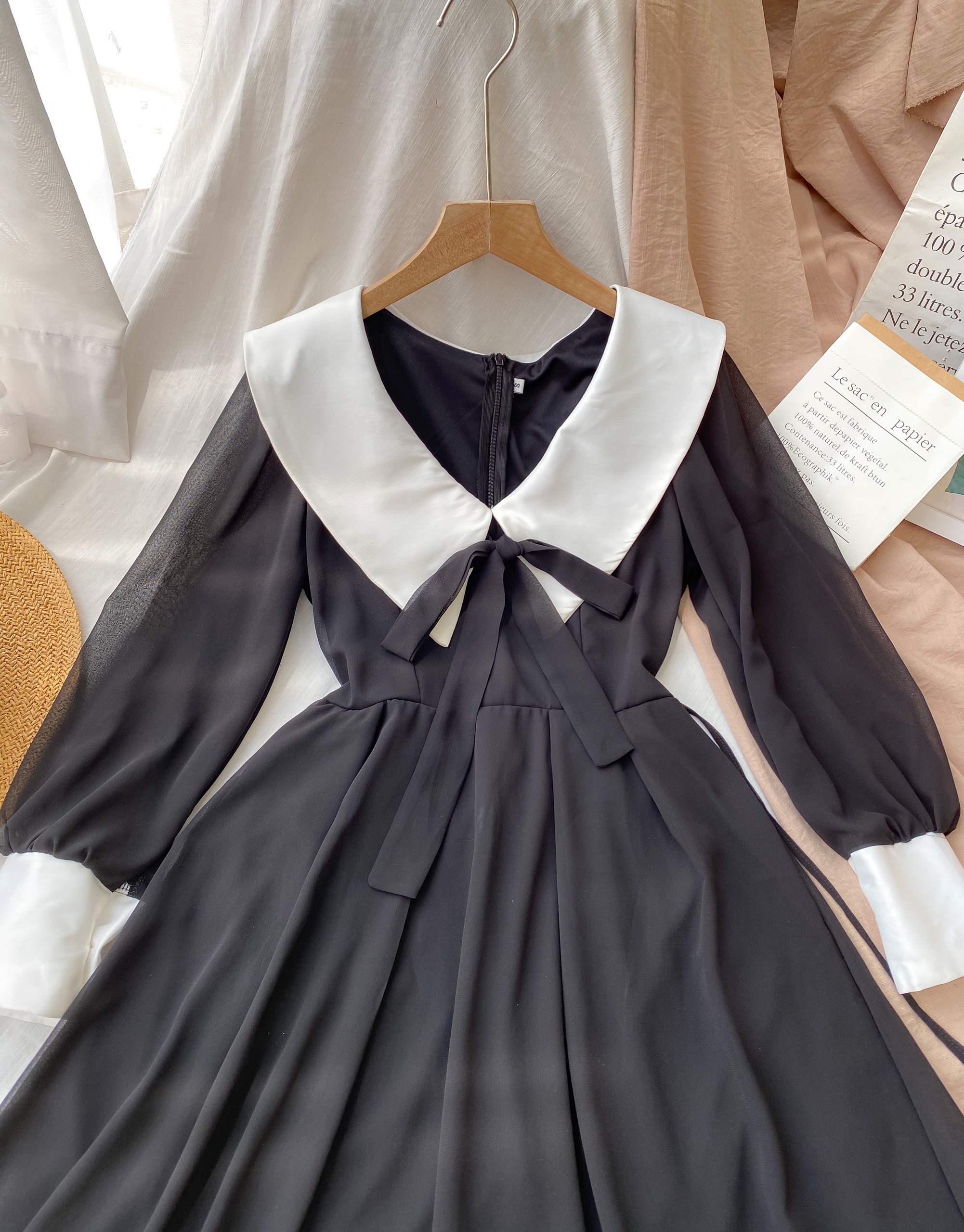 Đầm sang trọng trắng đen cổ nhọn cột nơ phối chất voan lụa cao cấp WHITE DRESS 29