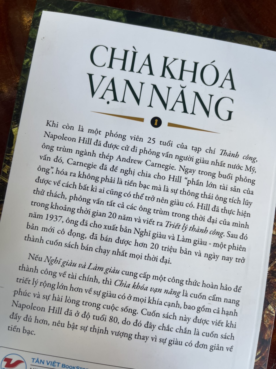 CHÌA KHOÁ VẠN NĂNG - Mở Khóa Bí Mật Trong Thành Công Của Napoleon Hill - Napoleon Hill (tác giả cuốn Nghĩ Giàu Làm Giàu) – Lê Bảo Duy dịch – Tân Việt – NXB Dân Trí – Bìa mềm