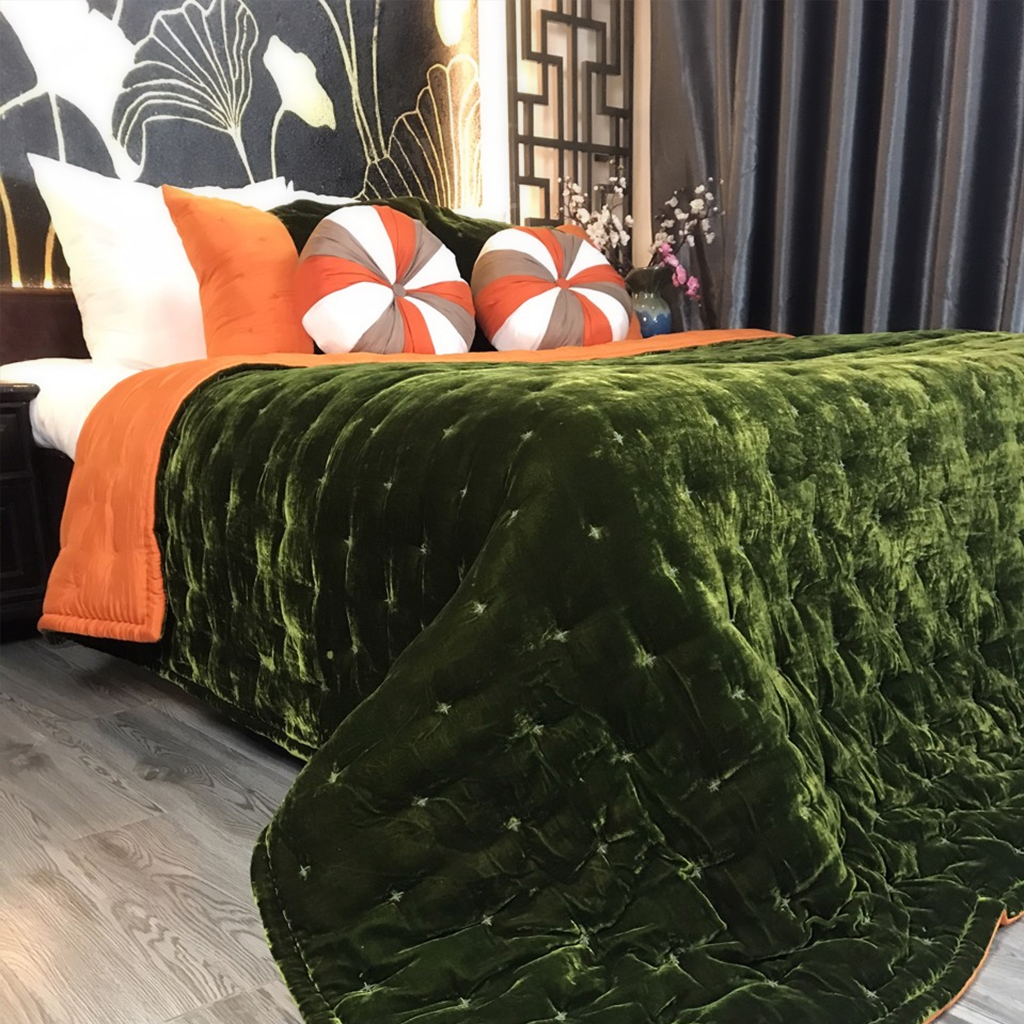 Chăn Nhung Lụa Chần Bông Điều Hòa Cao Cấp Dùng Bốn Mùa - Chăn Nhung Khâu Hoa Thị Màu Olive Drab I Silk Velvet Blanket.