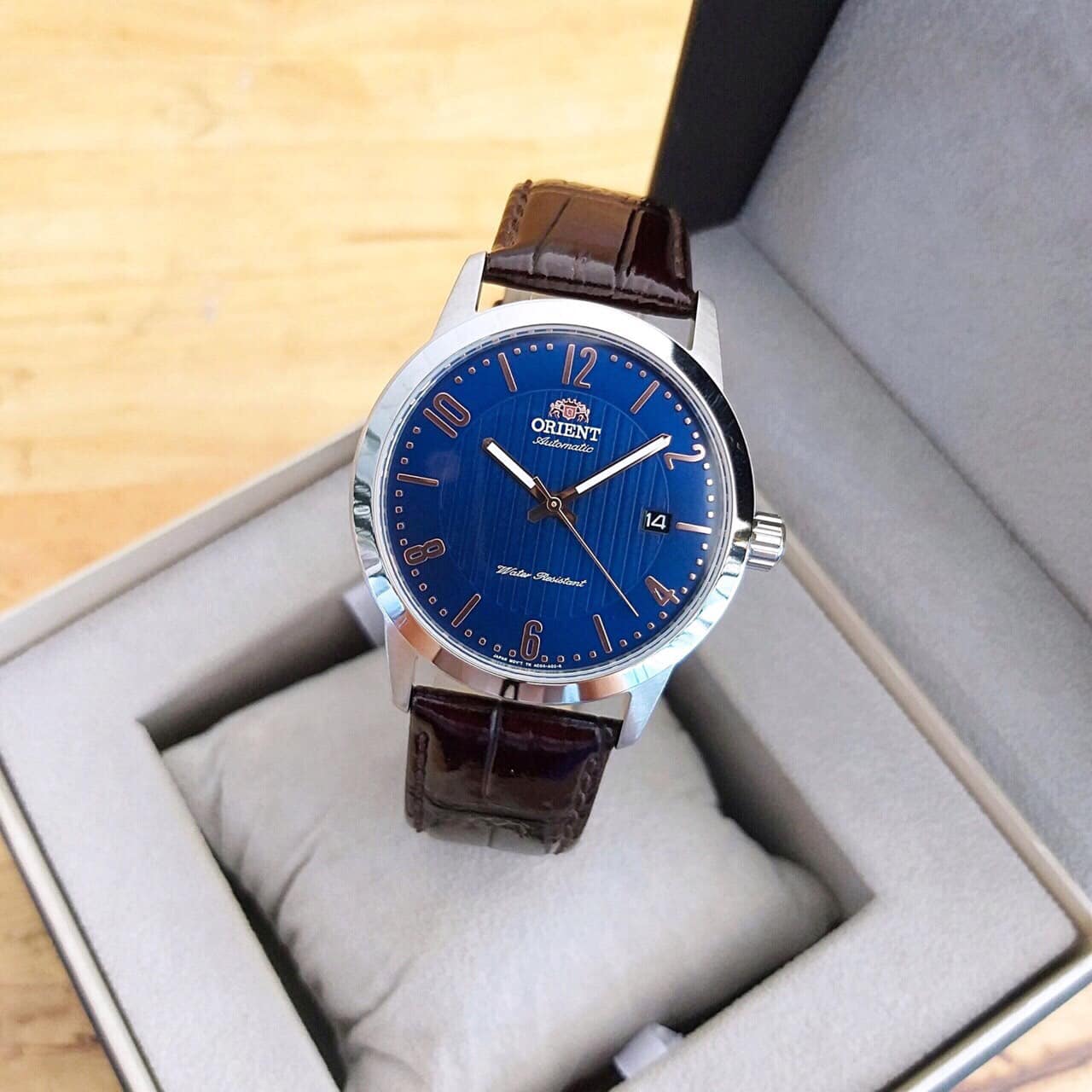 Đồng hồ nam dây da Orient FAC05007D0