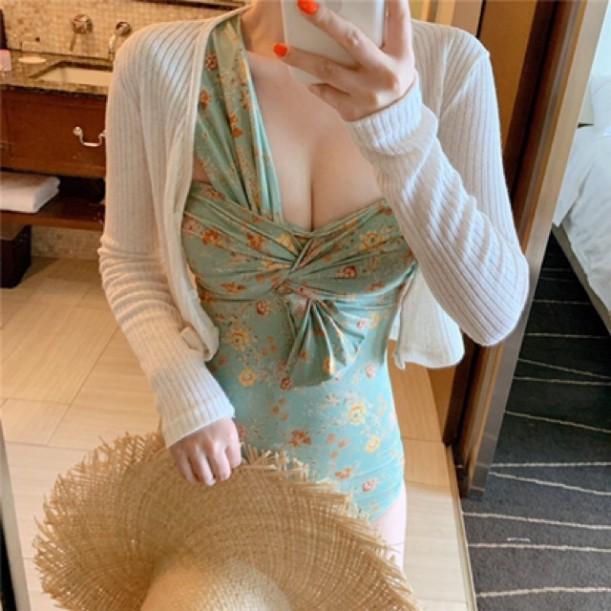 Bikini hoa cực xinh cực lạ quảng châu chất đẹp