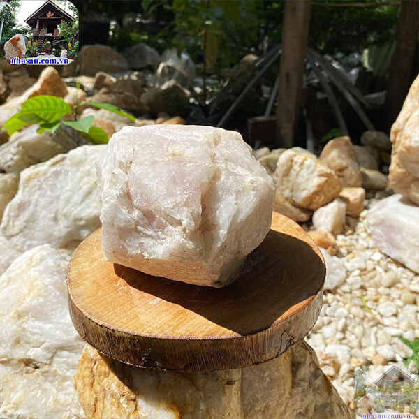 Thạch anh hồng trấn trạch vật phẩm phong thủy mang lại may mắn và bình an cho gia đình - 3.2kg