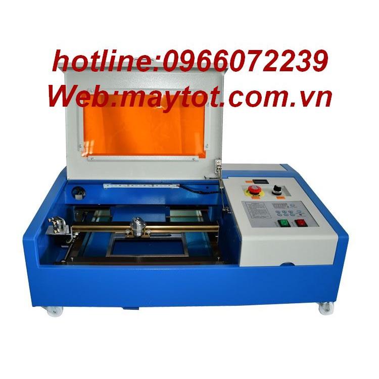 Máy cắt khắc laser model YH-3020 khắc tem trên vật liệu phi kim loại như tem sừng bò, gỗ, con dấu nhựa đỏ,pha lê,..