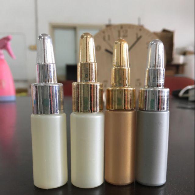 CHAI ĐẦU VẼ 10ML NẮP VÀNG - NẮP BẠC 4 MÀU NHƯ ẢNH