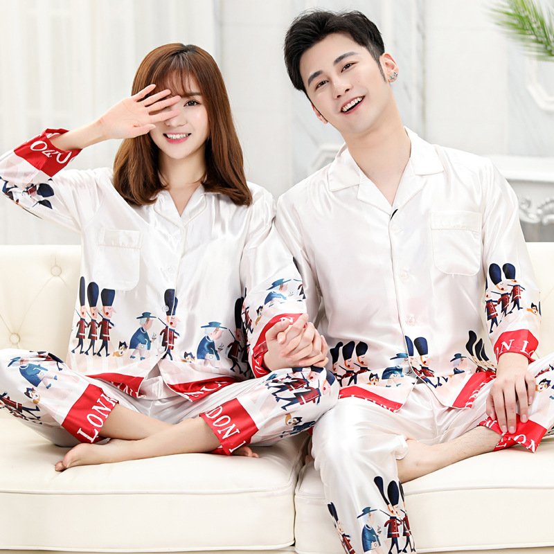 Đồ bộ Pyjama Nữ chất liệu phi bóng rũ mềm mại,nền trắng họa tiếc viền đỏ tao nhã 88226