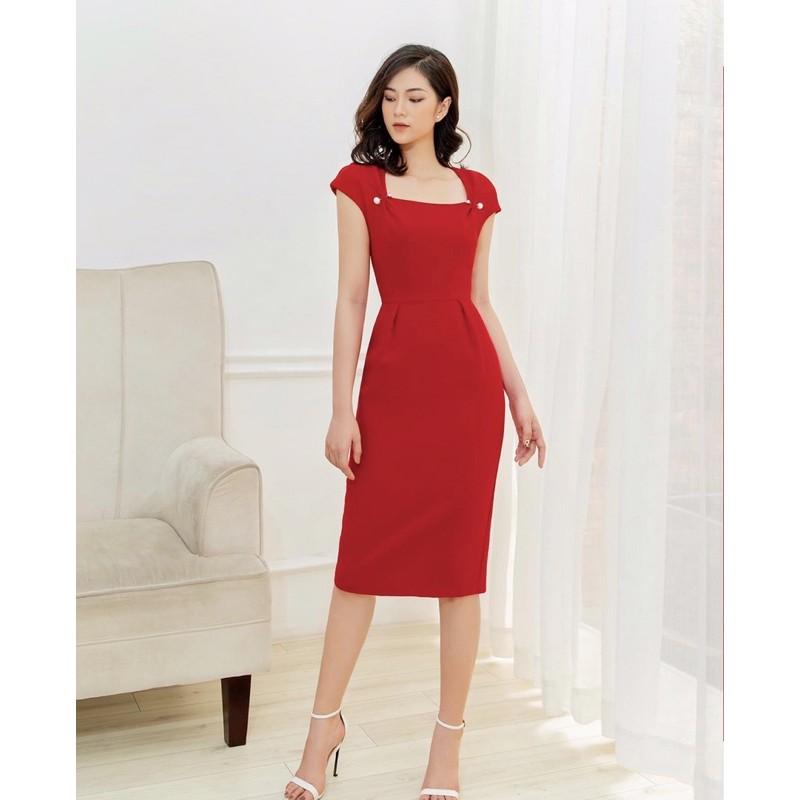 Đầm cổ vuông nhún ngực kèm phụ kiện