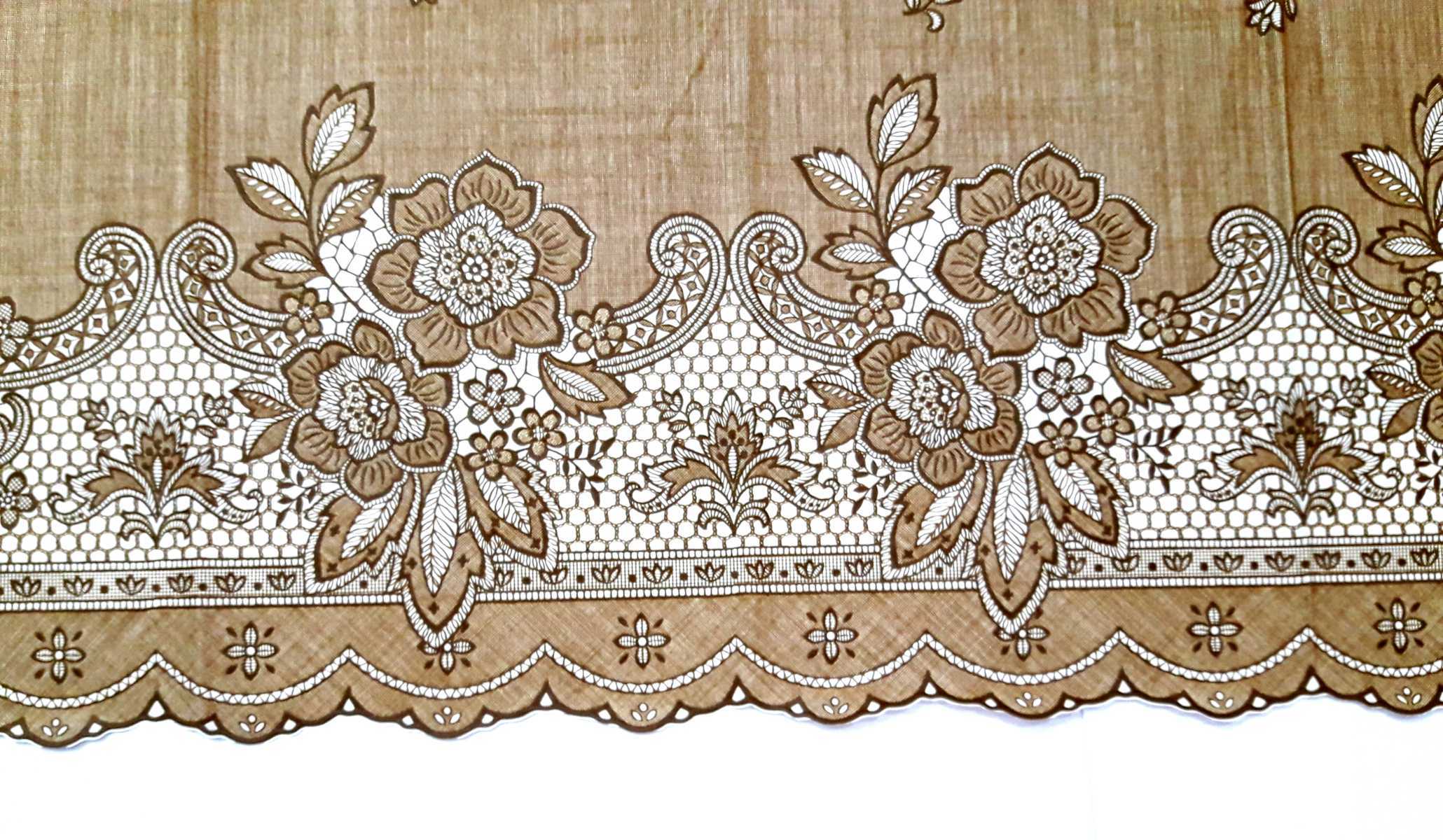 Khăn Trải Bàn PAULEE - FY 116 nâu
