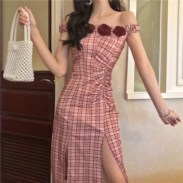 Đầm body bẹt vai