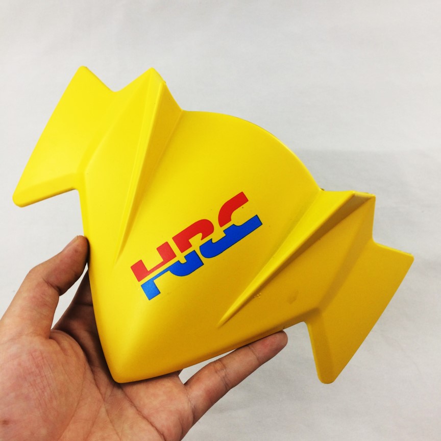 Ốp đầu xe Winner màu vàng