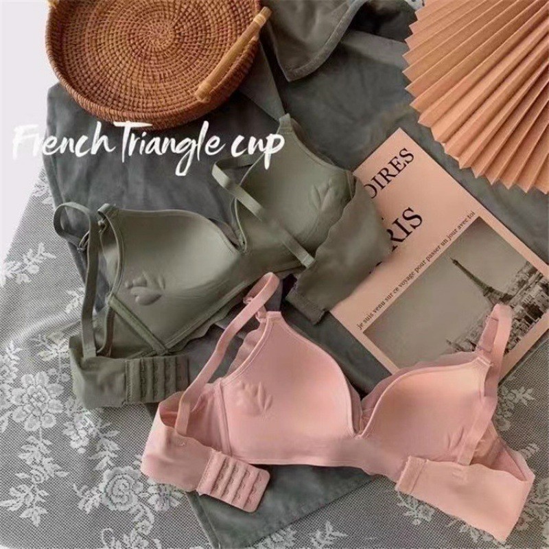 Bộ đồ lót su nâng ngực đệm tim 378