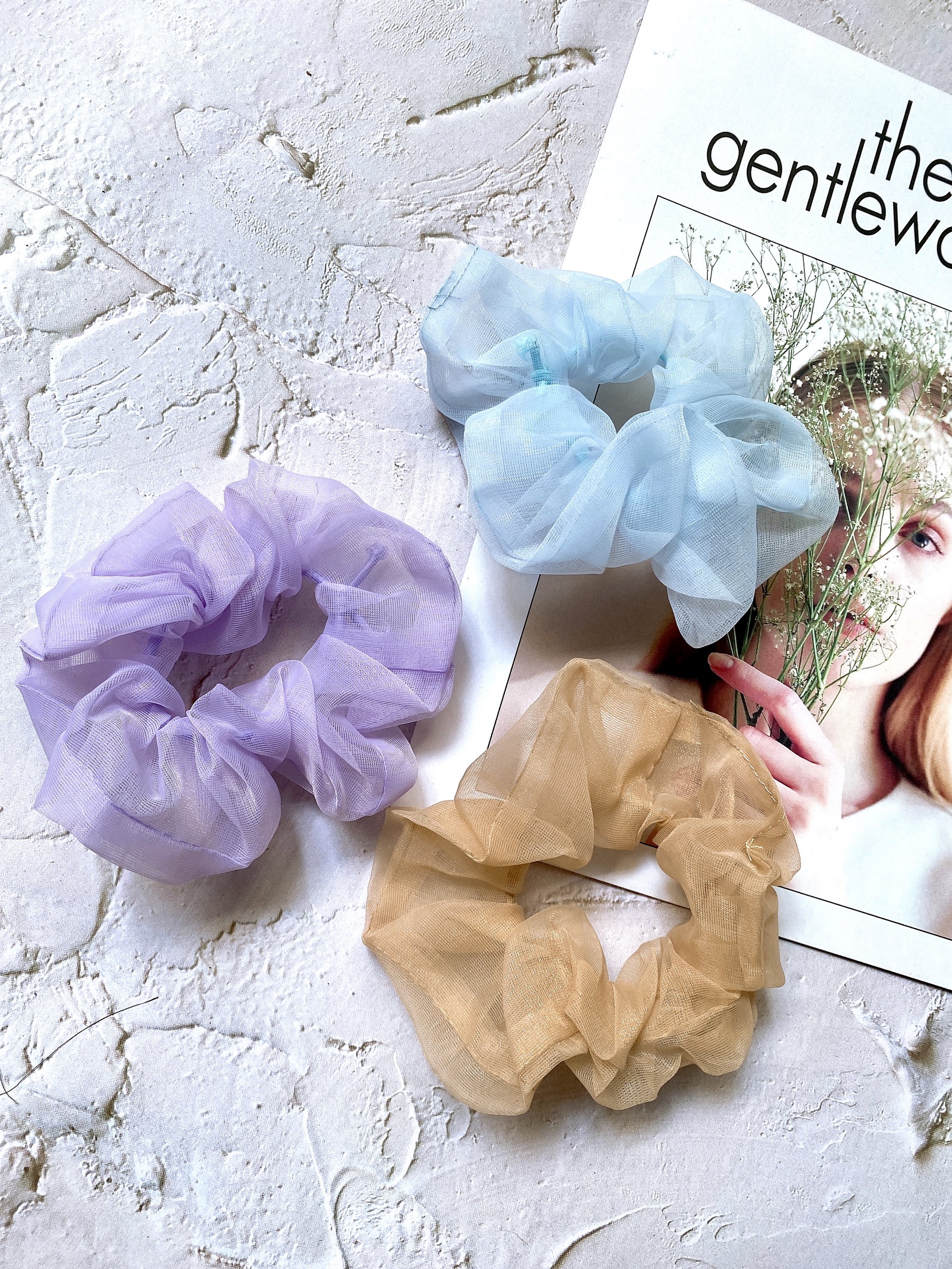 SET 3 CỘT TÓC VẢI SCRUNCHIES VON MÀU PASTEL, BUỘC TÓC THỜI TRANG, màu ngẫu nhiên