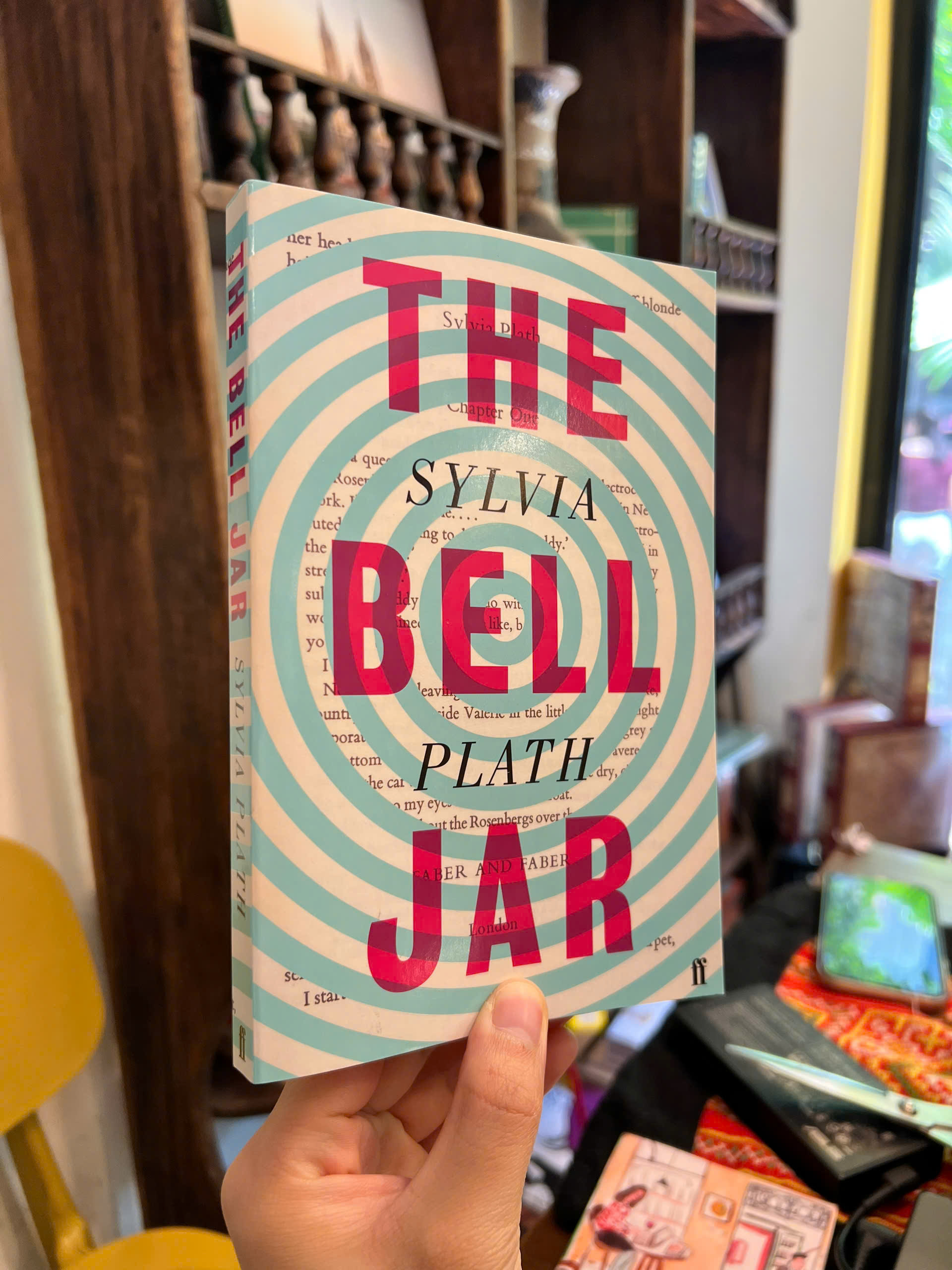 Sách - The Bell Jar by Sylvia Plath | Classics / Fiction / Mental Health / Ngoại văn Nhập khẩu