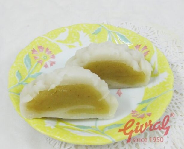 Bánh Trung Thu Givral - Bánh Dẻo Khoai Môn 0 Trứng (150gr)