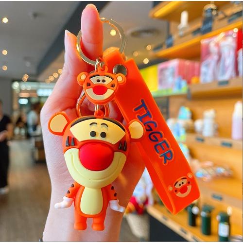 Móc khóa hoạt hình chuột Mickey, gấu winnie , Piglet, cọp, Vịt Donald PVC loại tốt