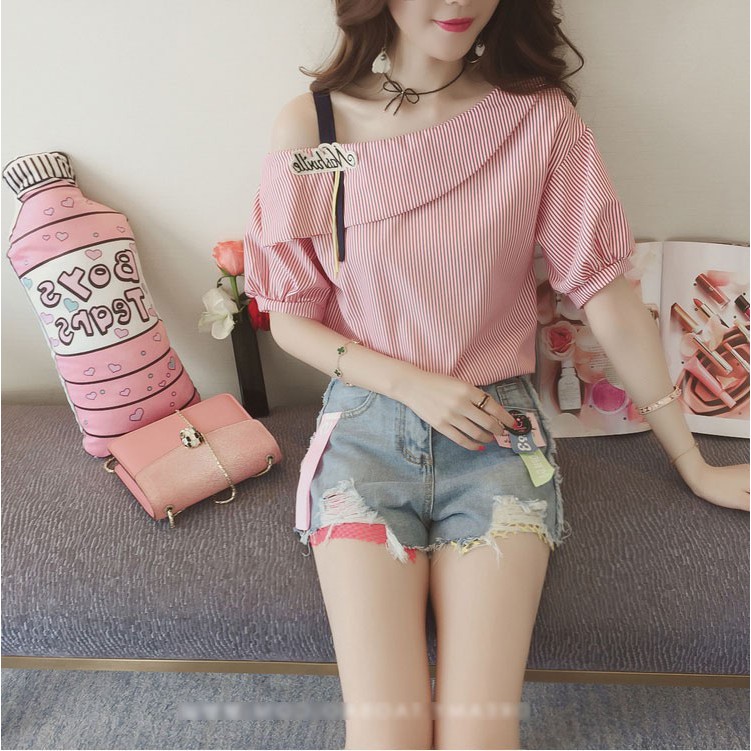 Áo Lệch Vai Nữ Sọc Thẳng Tiểu Thư