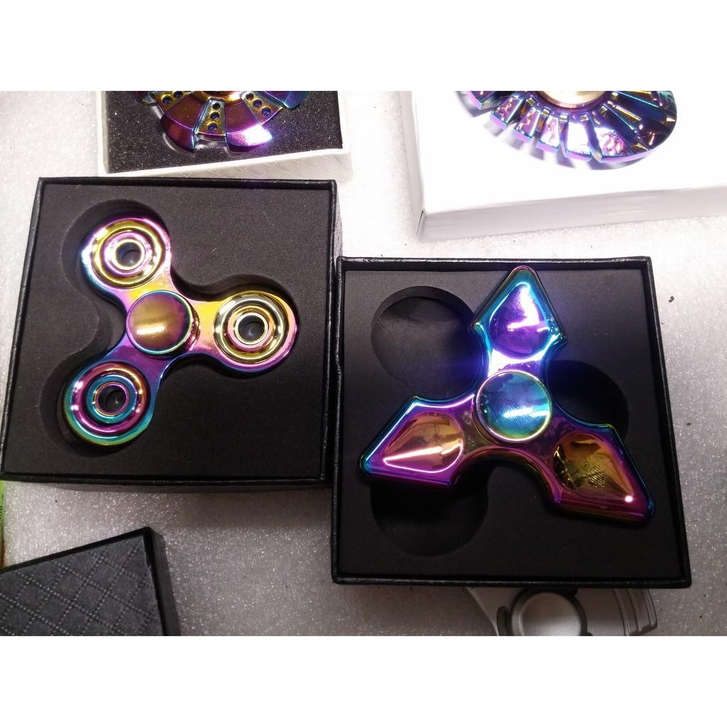 Fidget Spinner kim loại phủ màu đa sắc mã số EE1621 X-13975